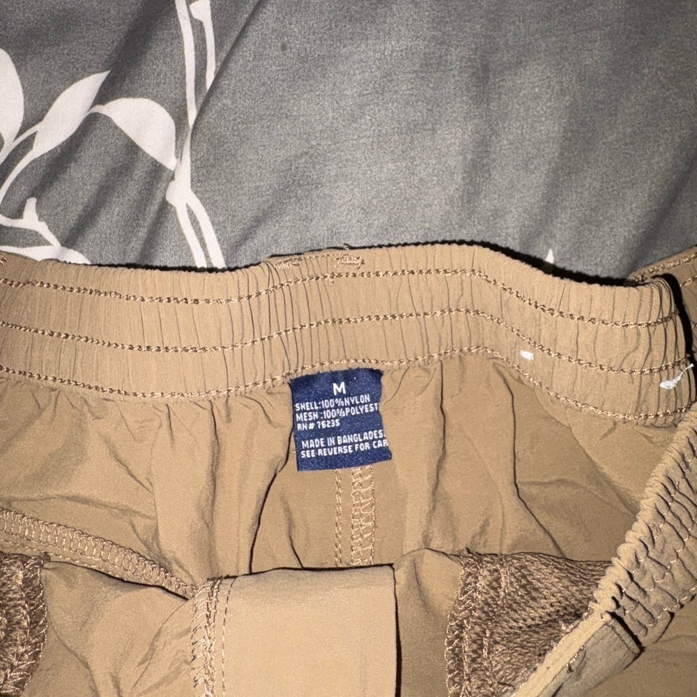 Reel Legends Men's Brown Cargo Shorts - Picture 3 of 5